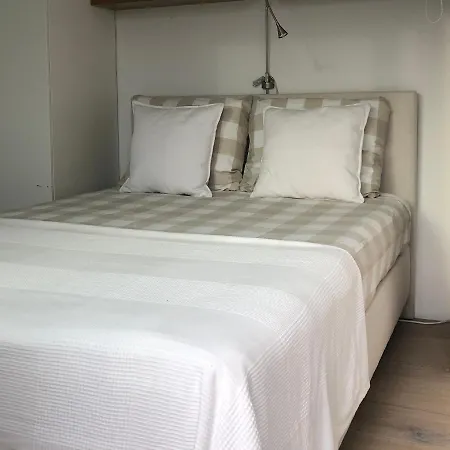 Vakantiehuis Aan De Rotte Holiday home *