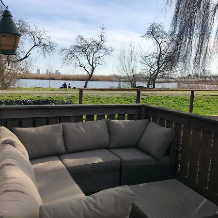 Vakantiehuis Aan De Rotte *